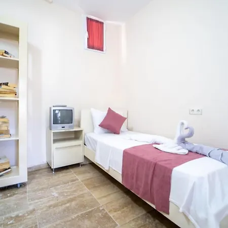 Charming Flat With Shared Pool In Oludeniz Apartmán *